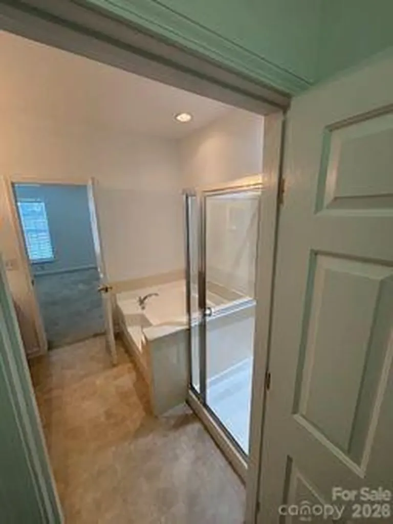 121 Kallie Loop Mooresville NC 28117