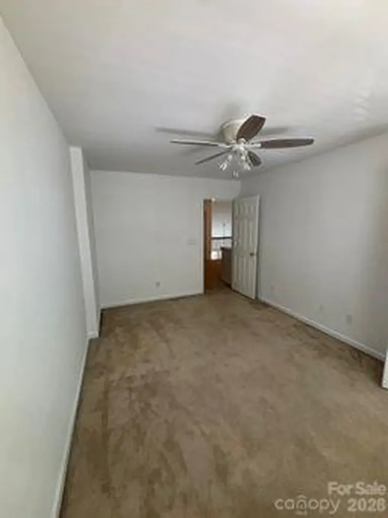 121 Kallie Loop Mooresville NC 28117