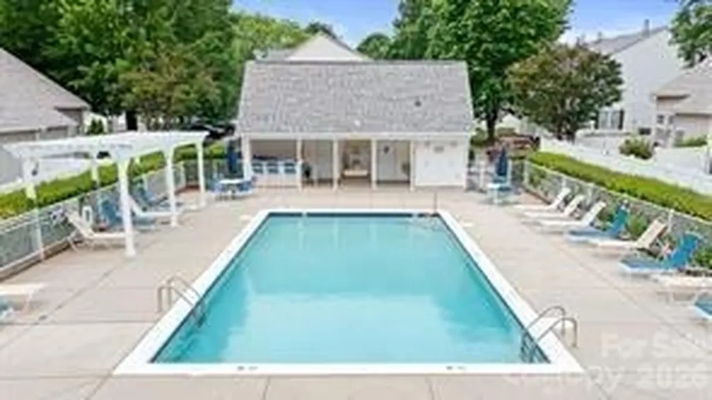 121 Kallie Loop Mooresville NC 28117