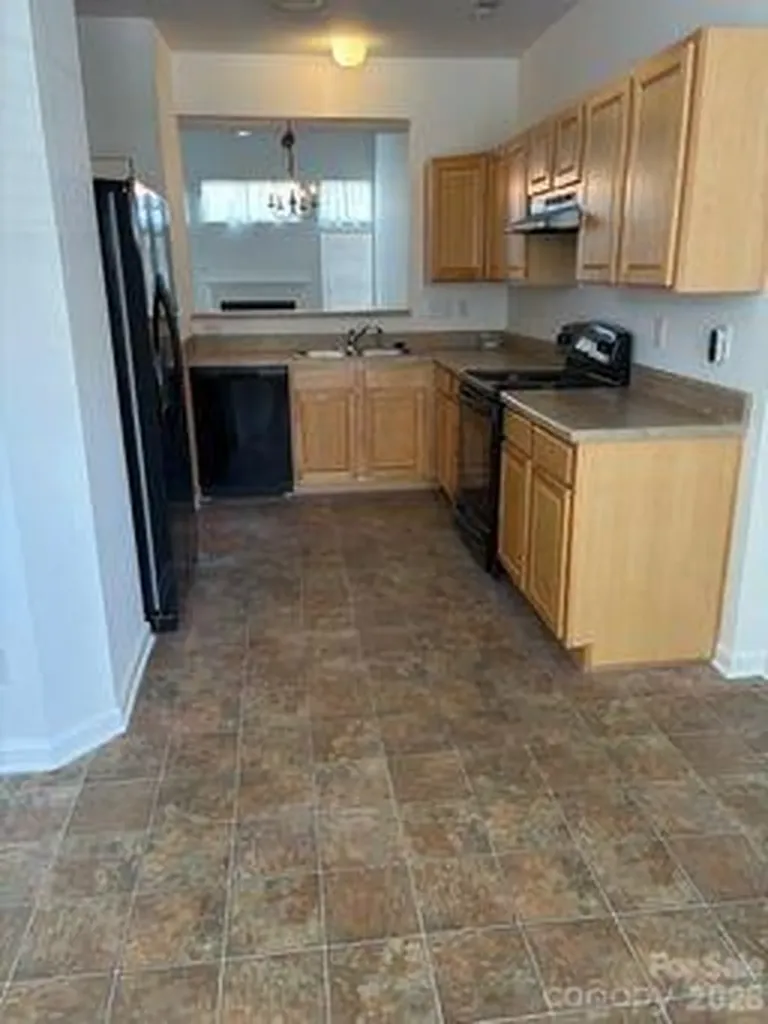 121 Kallie Loop Mooresville NC 28117