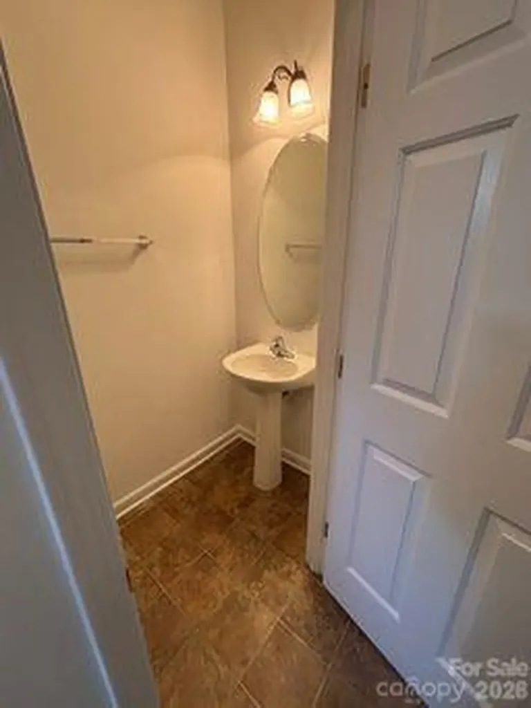 121 Kallie Loop Mooresville NC 28117