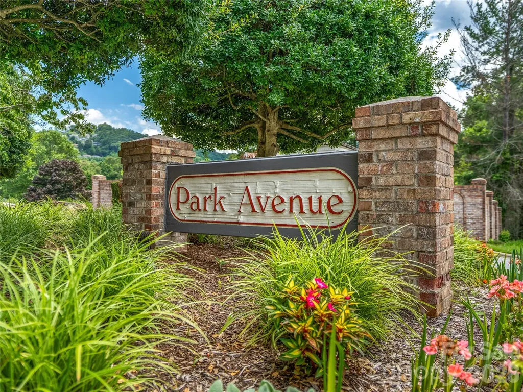 8 Park Avenue Asheville NC 28803