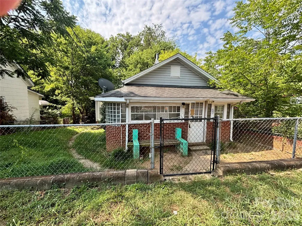 523 W Oakwood Avenue Albemarle NC 28001
