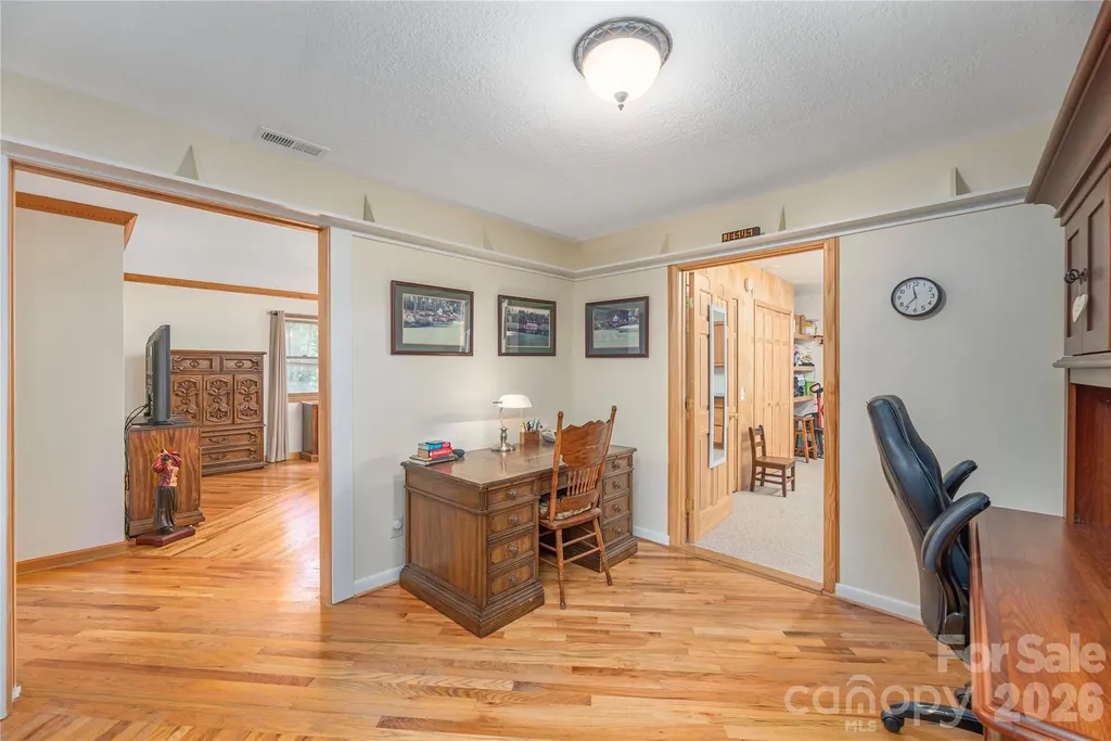 1075 Moody Farm Road Maggie Valley NC 28751