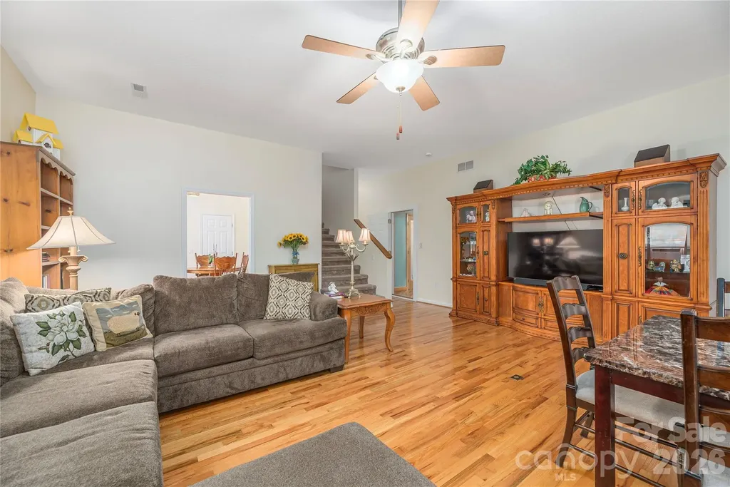 1075 Moody Farm Road Maggie Valley NC 28751