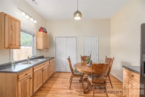 1075 Moody Farm Road Maggie Valley NC 28751