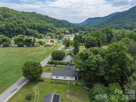1075 Moody Farm Road Maggie Valley NC 28751