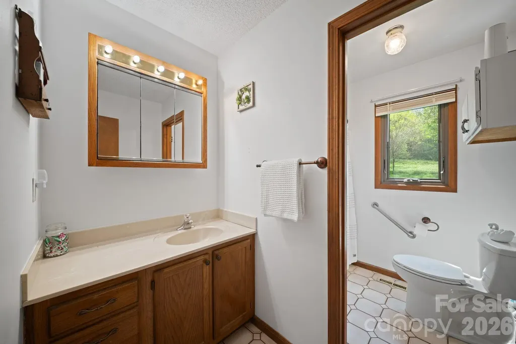 100 Forest Park Drive Hendersonville NC 28792
