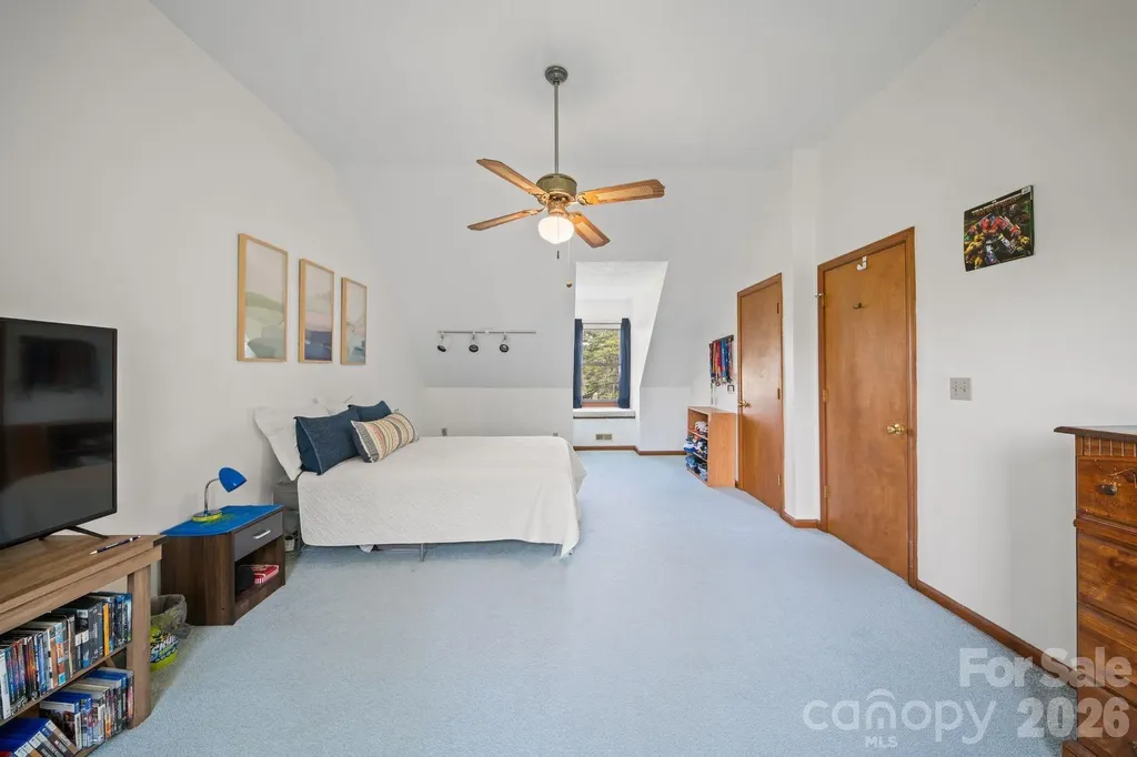 100 Forest Park Drive Hendersonville NC 28792