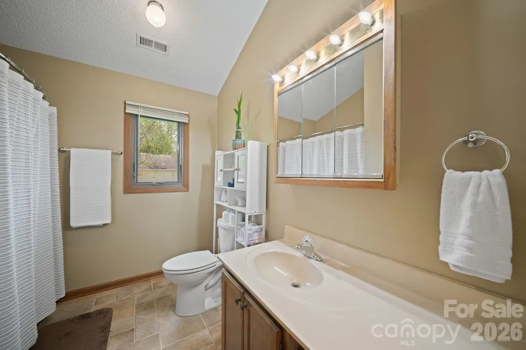 100 Forest Park Drive Hendersonville NC 28792