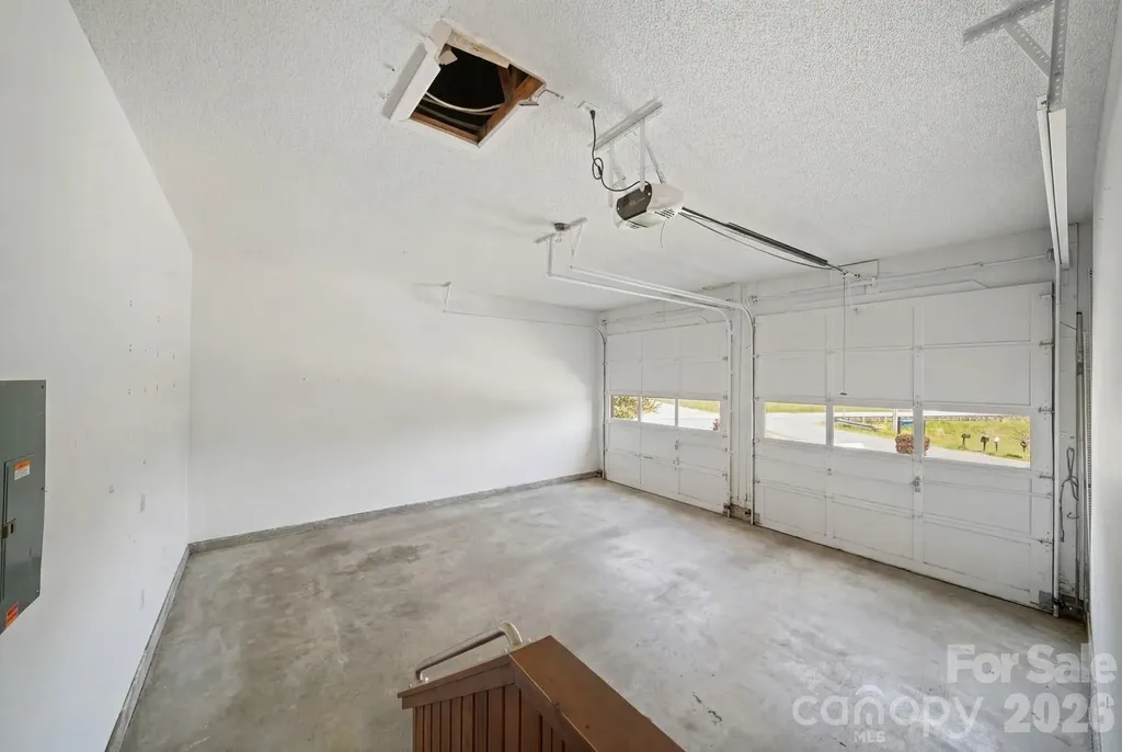 100 Forest Park Drive Hendersonville NC 28792