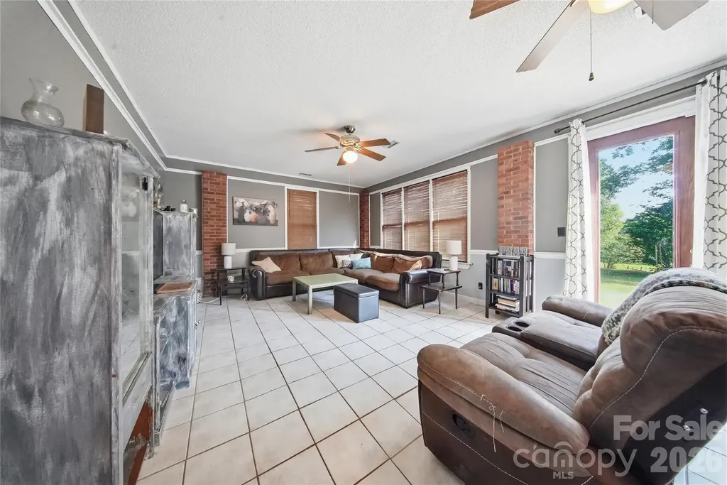 4473 Daniels Street Maiden NC 28650
