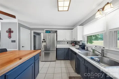 4473 Daniels Street Maiden NC 28650