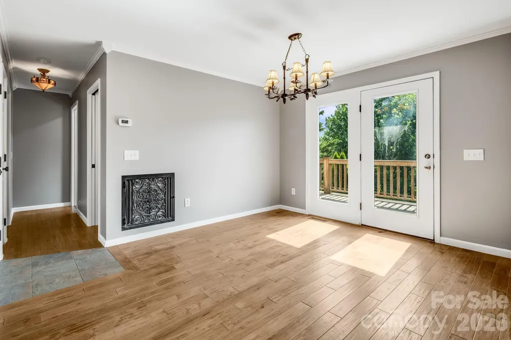 88 Mayflower Court Waynesville NC 28785