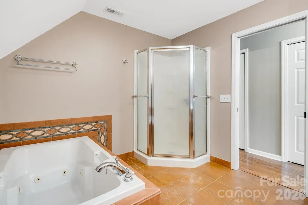 88 Mayflower Court Waynesville NC 28785