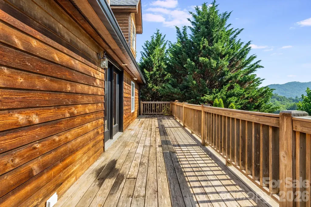 88 Mayflower Court Waynesville NC 28785