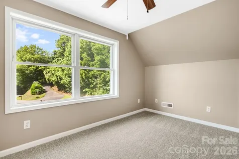 88 Mayflower Court Waynesville NC 28785