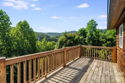 88 Mayflower Court Waynesville NC 28785