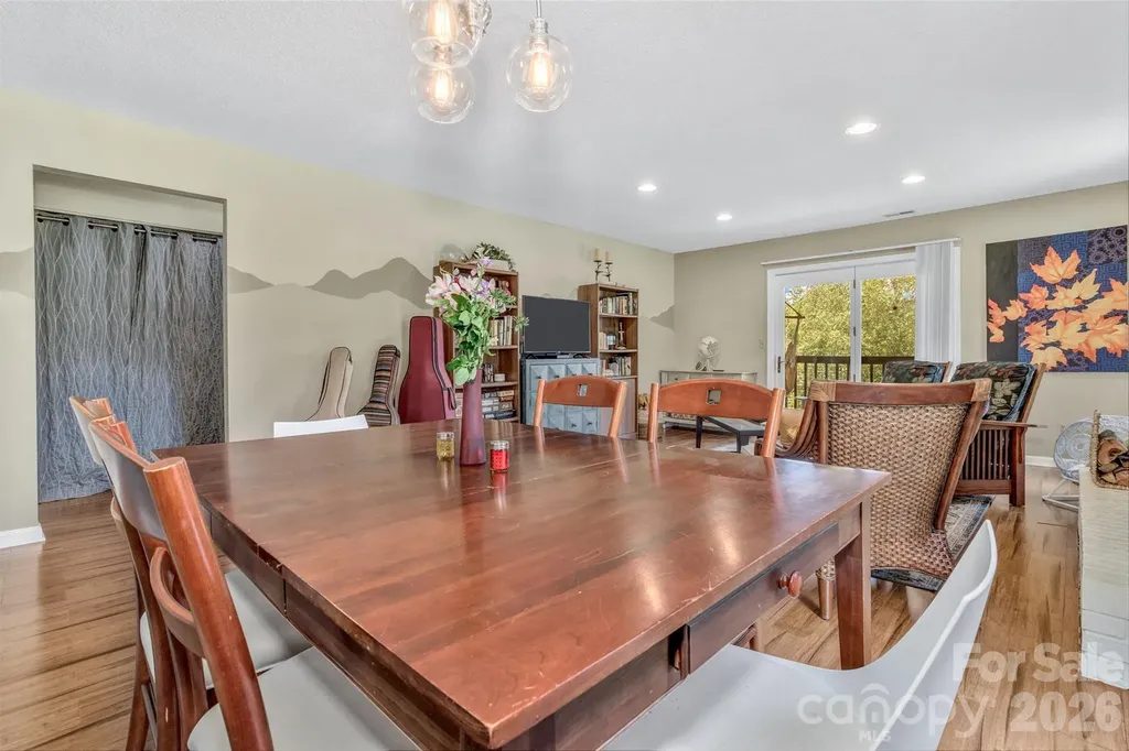 117 Pebble Creek Drive Asheville NC 28803