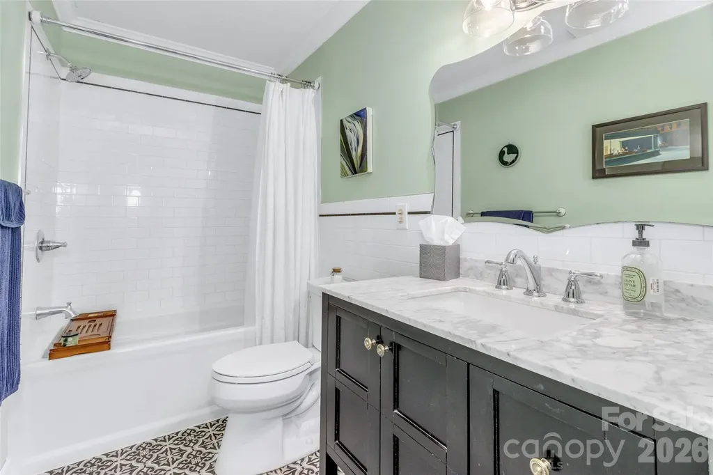 117 Pebble Creek Drive Asheville NC 28803