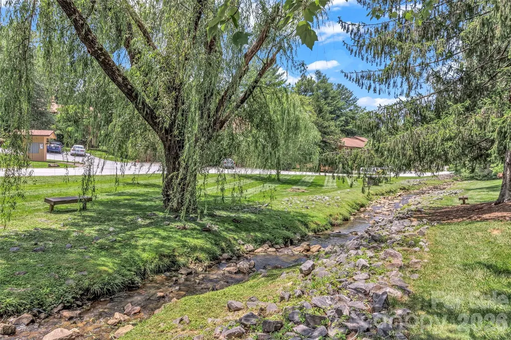 117 Pebble Creek Drive Asheville NC 28803