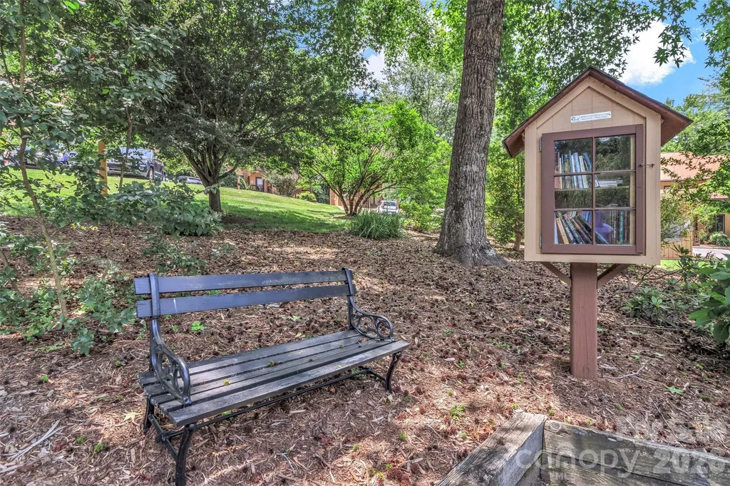117 Pebble Creek Drive Asheville NC 28803