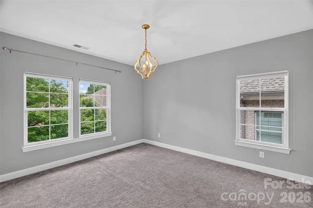 9815 Avenal Lane Charlotte NC 28270