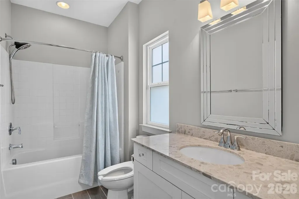 9815 Avenal Lane Charlotte NC 28270
