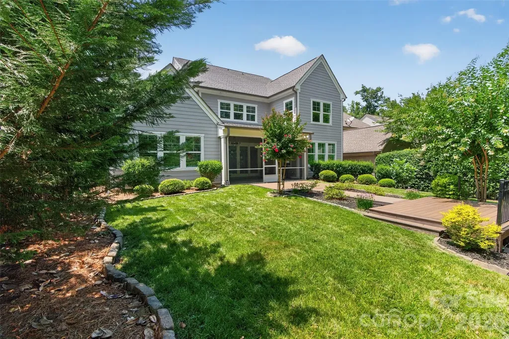 9815 Avenal Lane Charlotte NC 28270