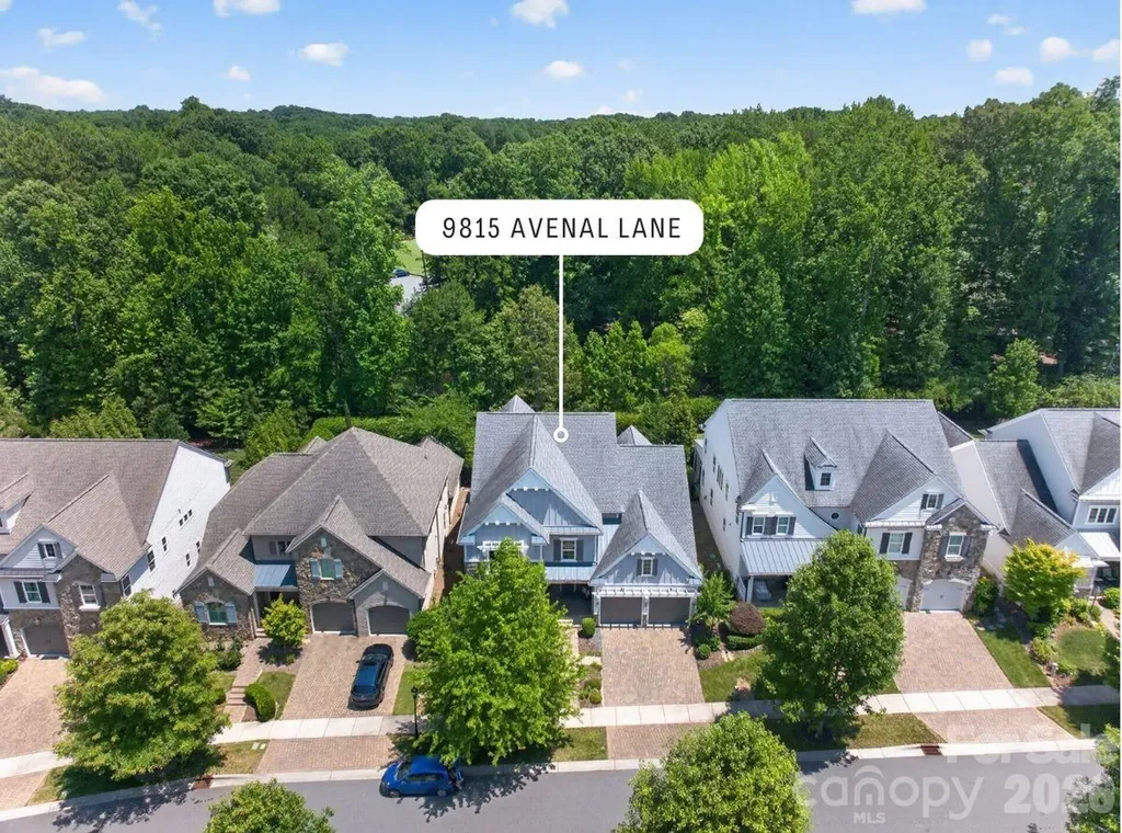 9815 Avenal Lane Charlotte NC 28270