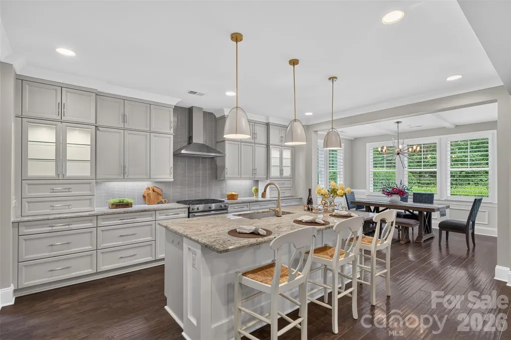 9815 Avenal Lane Charlotte NC 28270
