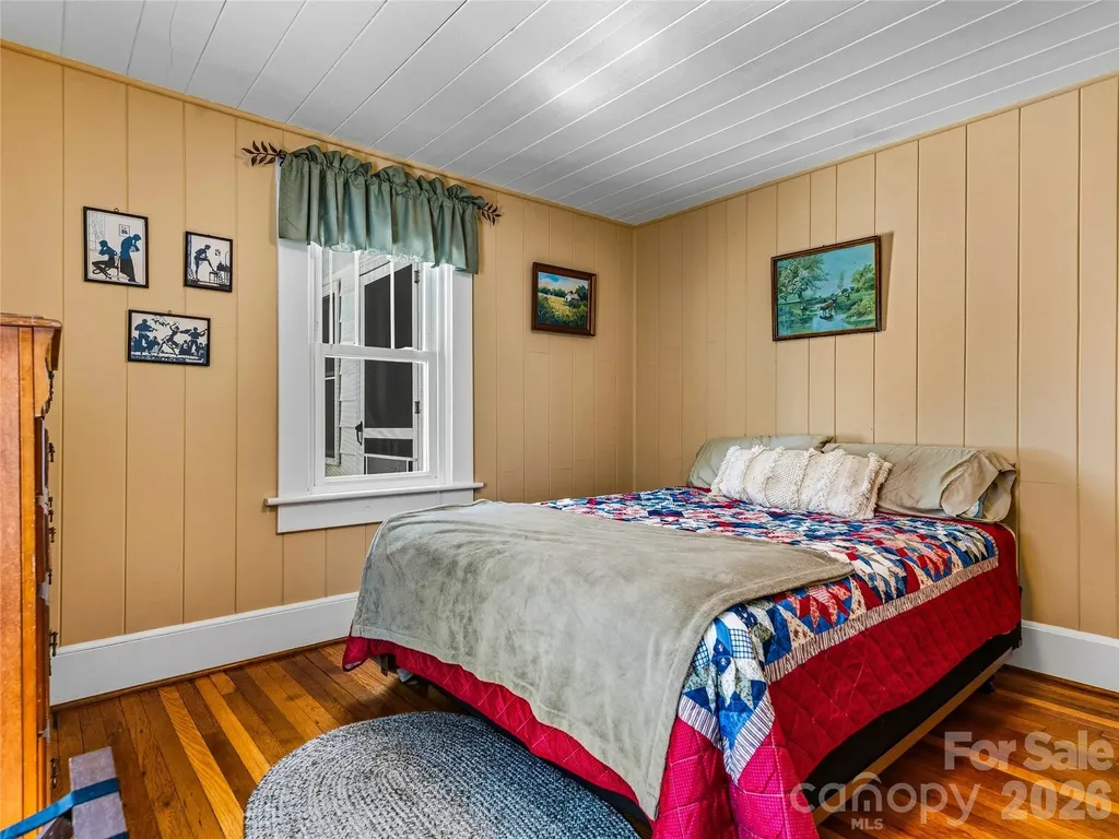 152 E Marshall Street Waynesville NC 28786
