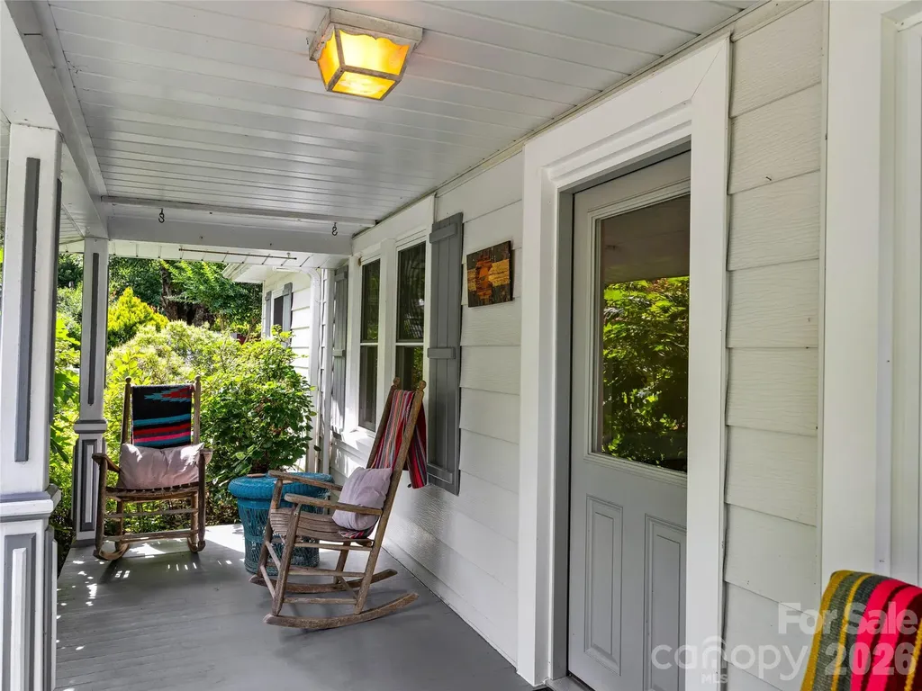 152 E Marshall Street Waynesville NC 28786