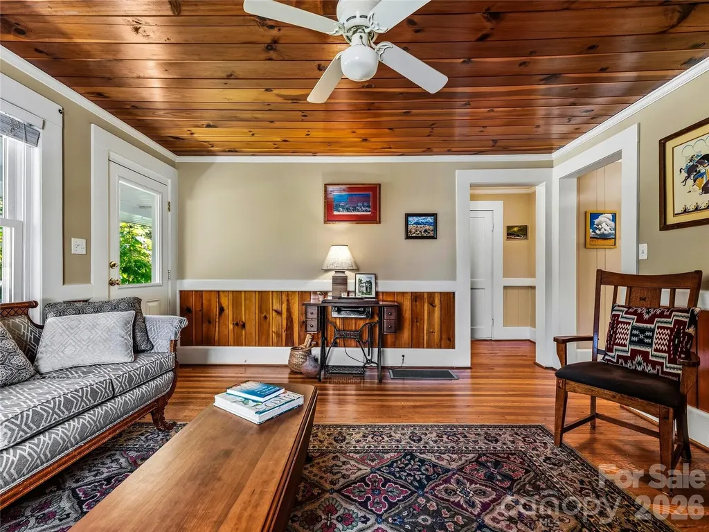 152 E Marshall Street Waynesville NC 28786