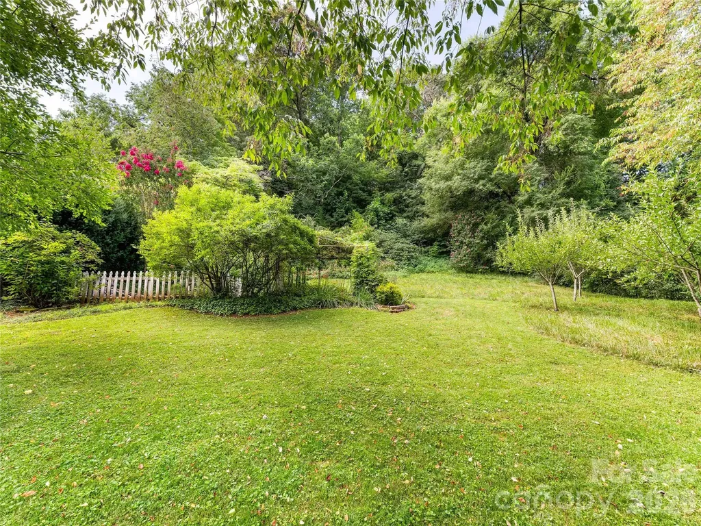 152 E Marshall Street Waynesville NC 28786