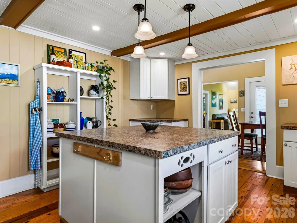 152 E Marshall Street Waynesville NC 28786