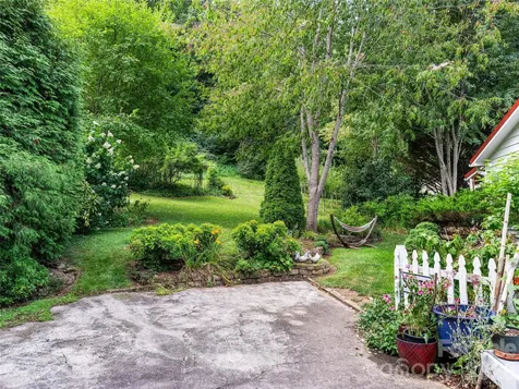 152 E Marshall Street Waynesville NC 28786