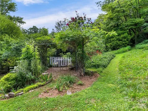 152 E Marshall Street Waynesville NC 28786