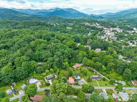 152 E Marshall Street Waynesville NC 28786