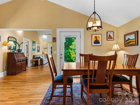 152 E Marshall Street Waynesville NC 28786