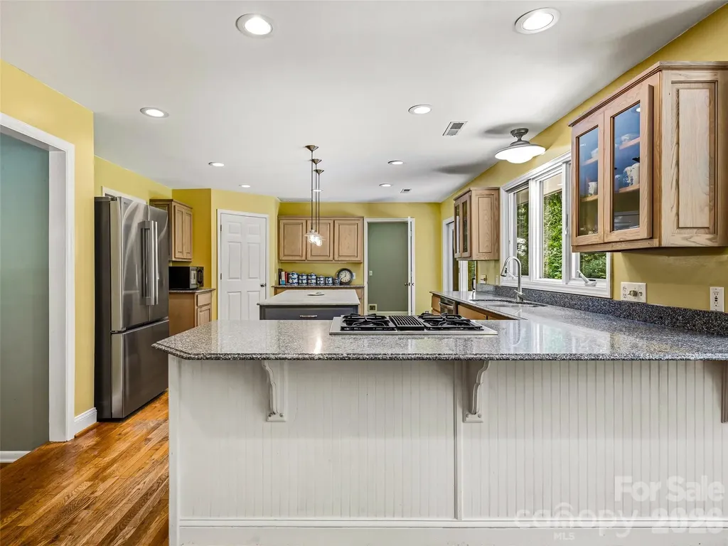 2526 Kanuga Road Hendersonville NC 28739