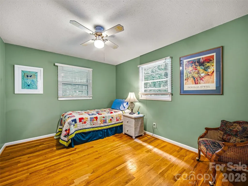 2526 Kanuga Road Hendersonville NC 28739