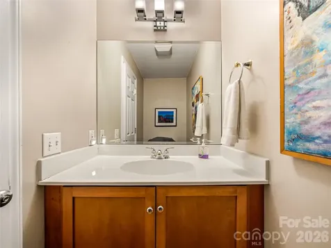 2526 Kanuga Road Hendersonville NC 28739
