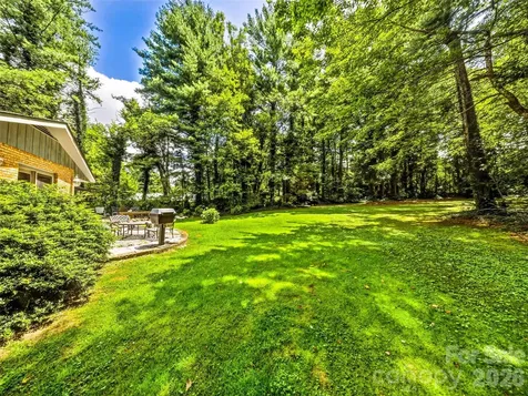 2526 Kanuga Road Hendersonville NC 28739