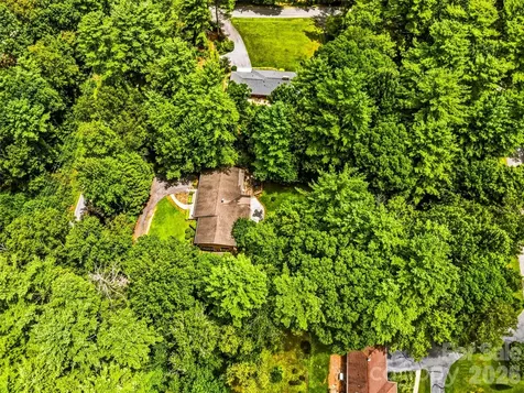 2526 Kanuga Road Hendersonville NC 28739