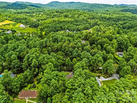 2526 Kanuga Road Hendersonville NC 28739