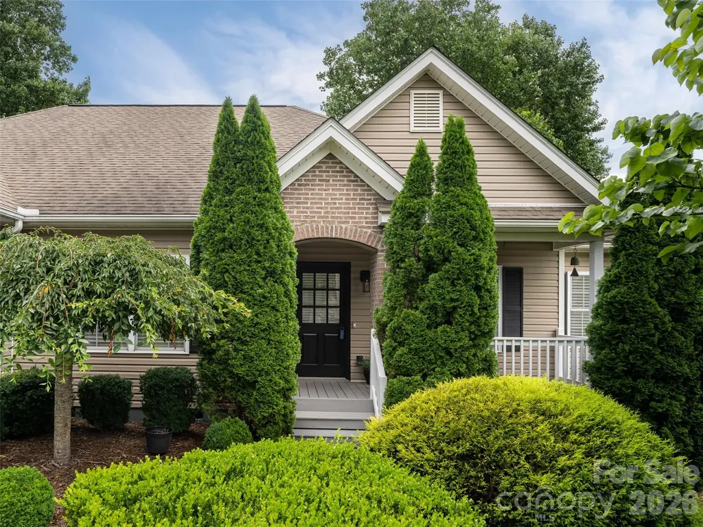 125 Craggy Street Black Mountain NC 28711