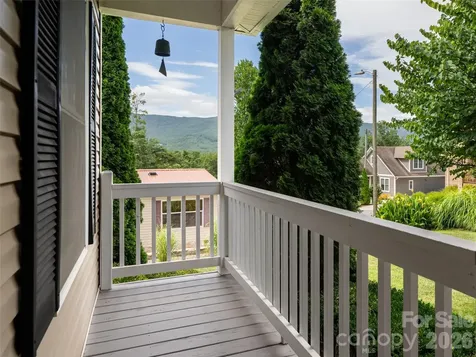125 Craggy Street Black Mountain NC 28711