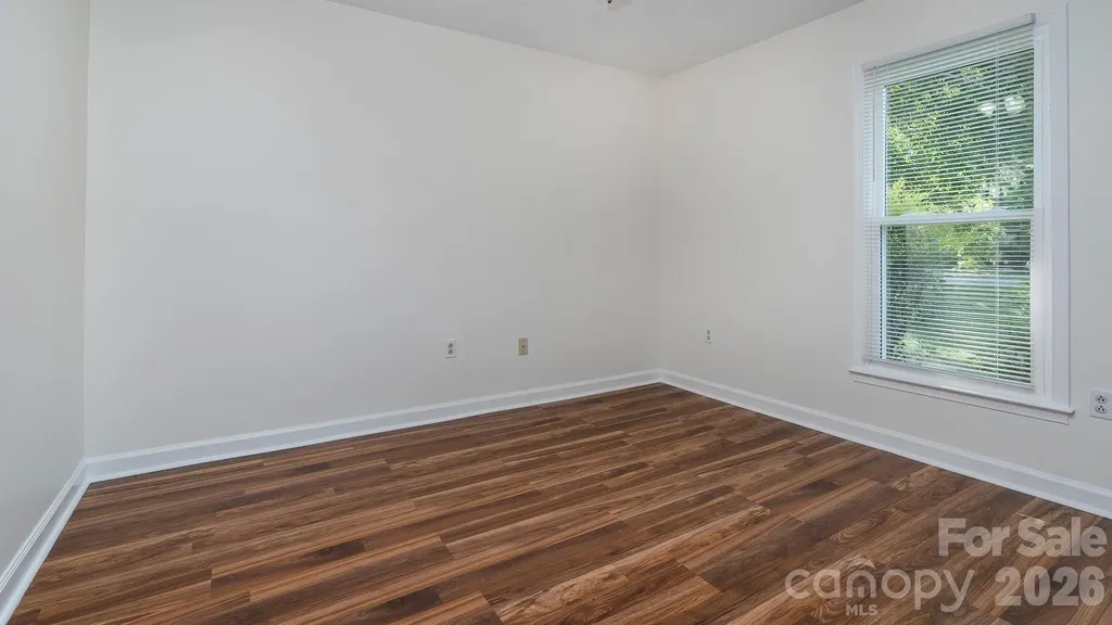 5209 Birchbark Lane Charlotte NC 28227