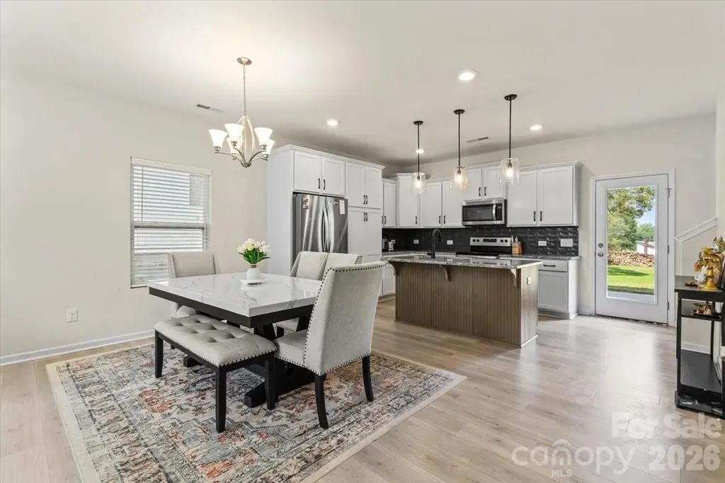 4627 Shattalon Drive Winston Salem NC 27106